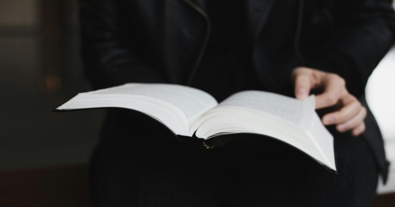 Introduction to Biophysical Chemistry – Interdisciplinary Methods Overview